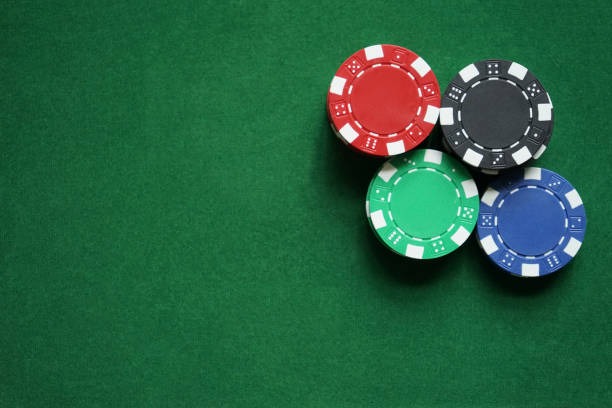 motifbet live roulette studio with multi-camera feed showing wheel, dealer, and betting interface